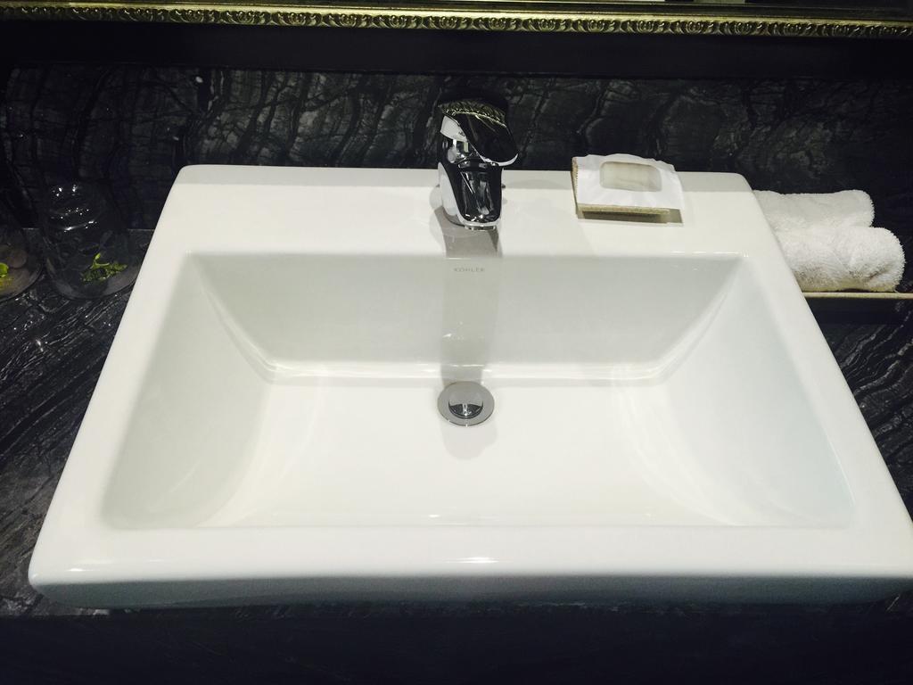 Wuhan Haiting Longan Hotel Extérieur photo